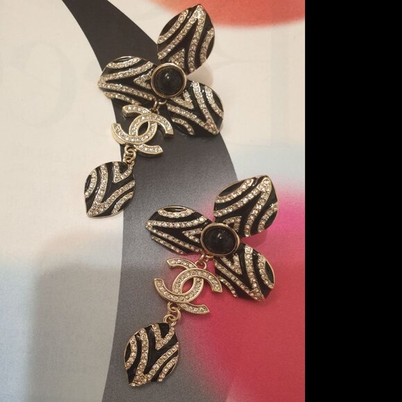 Clover Gold CC Dangle Black White Earrings Charm Women Fashion Formal Jewelry - Picture 4 of 6